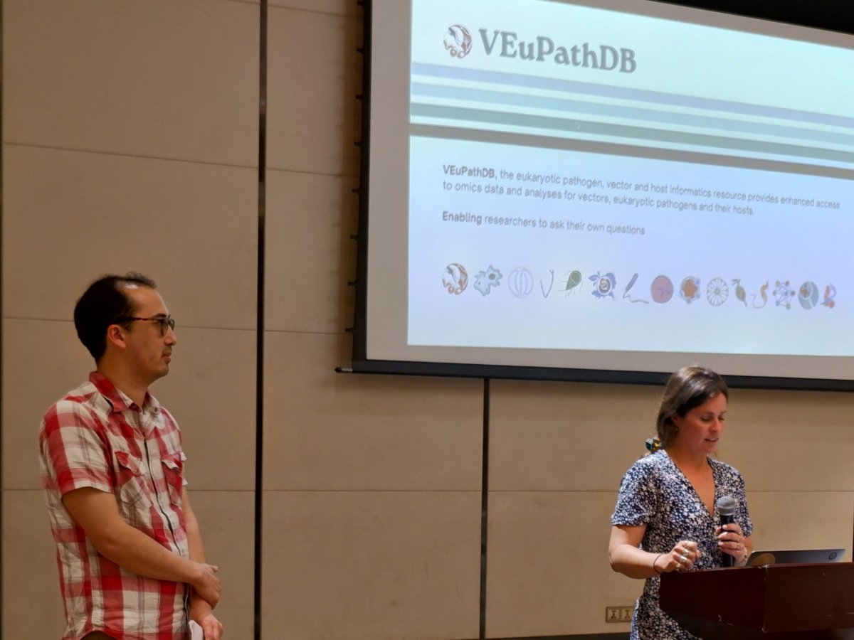 Sam Rund and Sarah Kelly present a tutorial and Q&A on VectorBase.